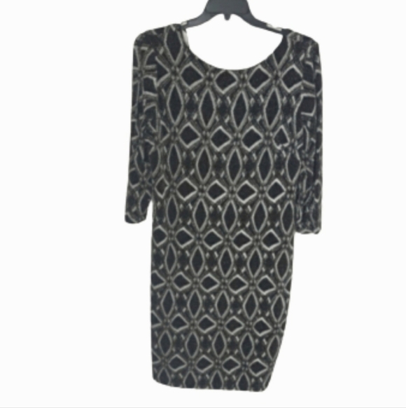 Ignite Evenings Dresses & Skirts - Ignite Evening Dress Size 20W Gray and Black Sparkly Geometric Pattern